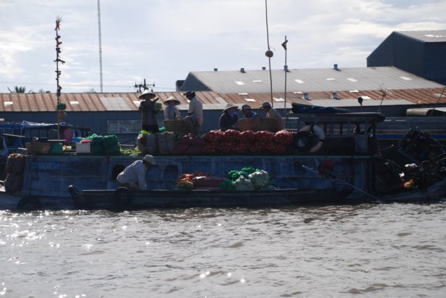 mekongmarketday.jpg