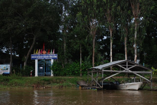 vietnamdeparturepost.jpg