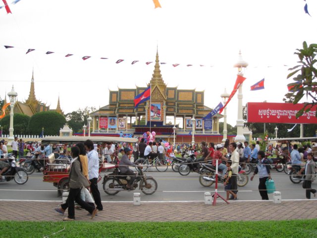 preparingforindependancedaycelebration.jpg