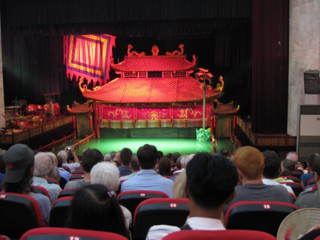 waterpuppettheatrehanoi.jpg