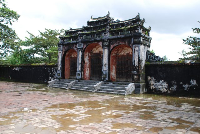 kingsgatetominhmangtomb.jpg